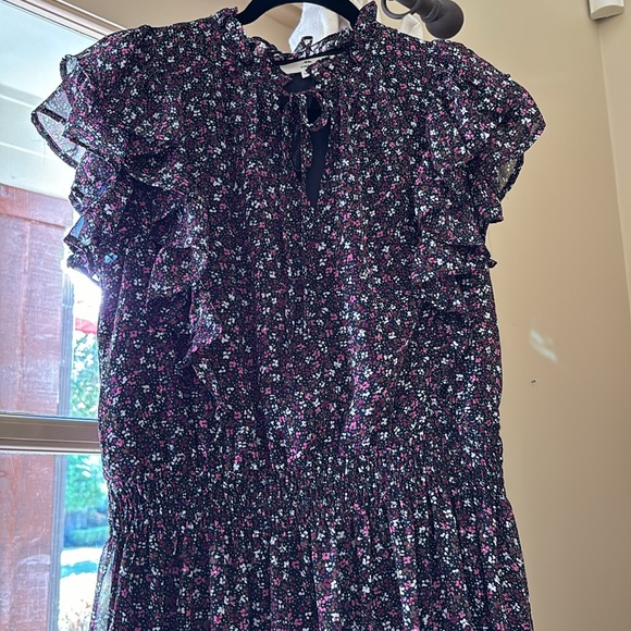 Midi floral dress perfect for fall! - Picture 1 of 4